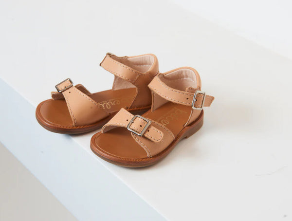 Beberlis Nude Buckle Sandal