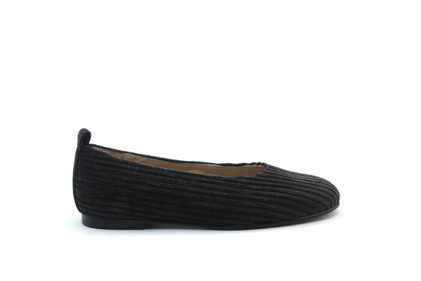 Valencia Black Corduroy Flat