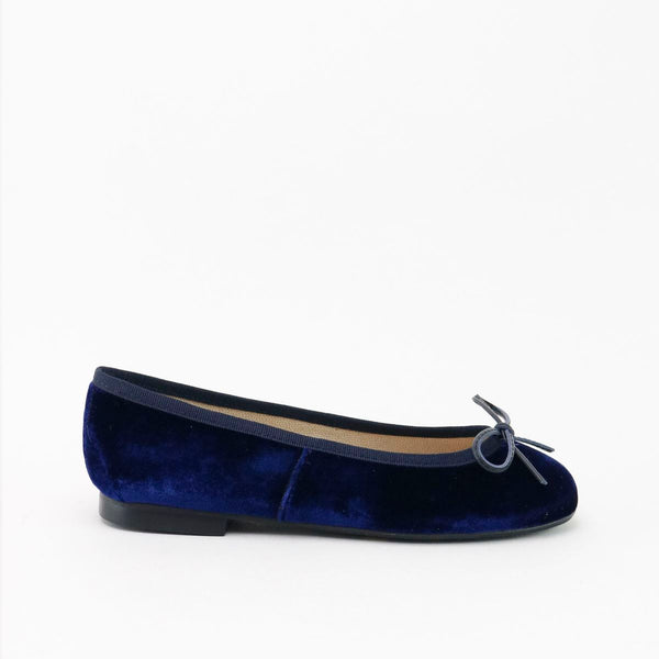 Papanatas Navy Velvet Ballet Flat