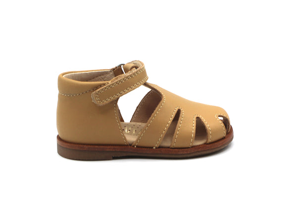 Beberlis Sand Closed Velcro Sandal