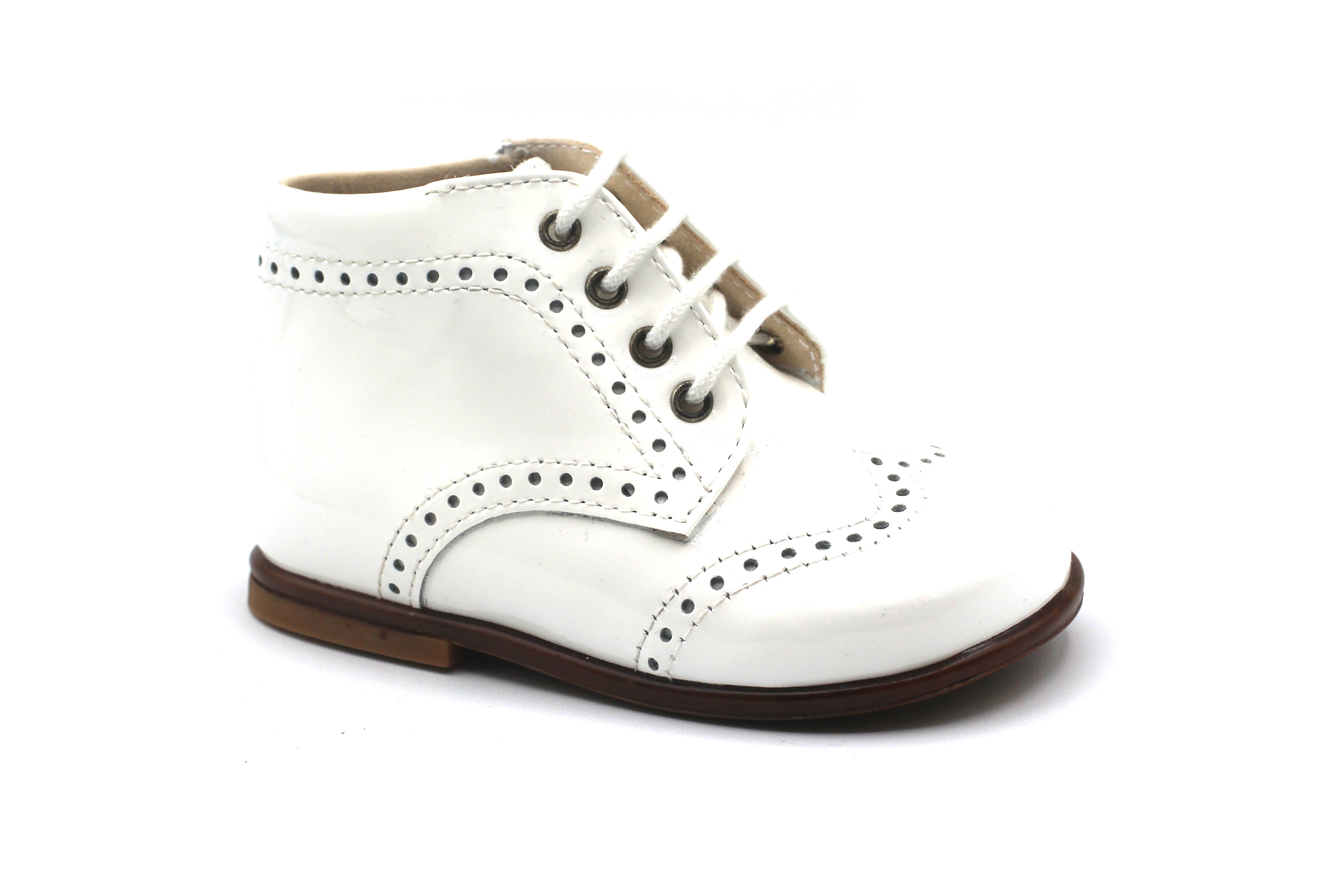 Beberlis White Patent Wingtip Bootie